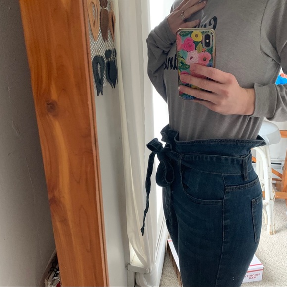High Waisted Jeans with Tie Belt Size 3 / 27 - Picture 2 of 9